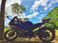 YAMAHA R15 V2